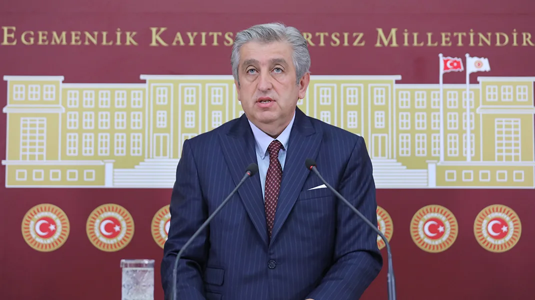 Murat Çan: “Samsun Büyükşehir Belediyesi’ni yöneten zihniyet imar rantı yaratmak için mesai yapıyor”