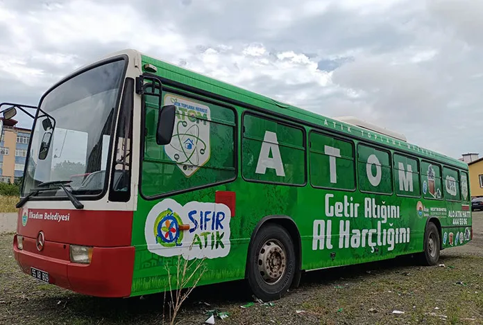 İlkadım’dan örnek proje: “Getir atığını, al harçlığını”
