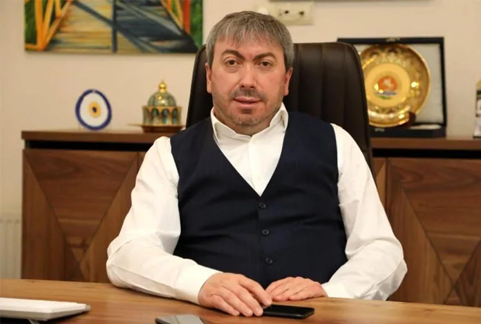 Erkan Sağlık’tan belediye işçilerine bayram promosyonu