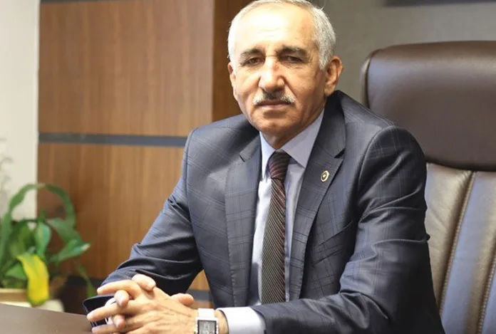AK Parti Adıyaman Milletvekili Yakup Taş ve ailesi enkaz altında kaldı