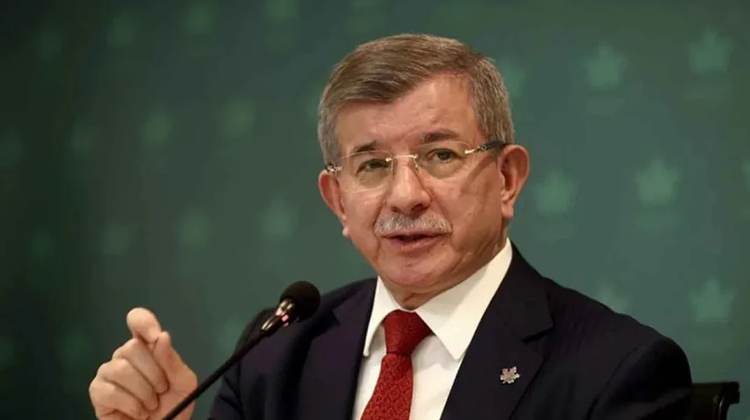 Ahmet Davutoğlu: “İktidar doğru bir şey yaparsa destekleriz”