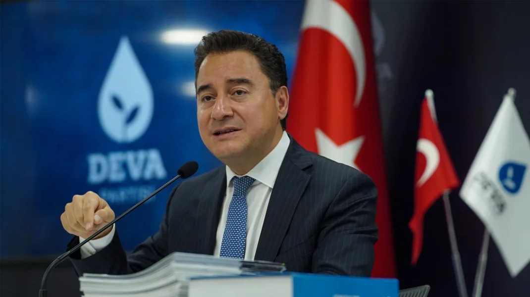 Ali Babacan: “CHP’nin kendi başına Türkiye genelinde herhangi bir seçimi kazanması mümkün mü, siz hayal mi görüyorsunuz?”