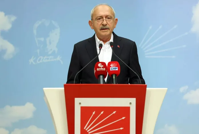 Kemal Kılıçdaroğlu’ndan beşli çeteye: “Dekontları saklayın, borcunuzdan düşeceğim”