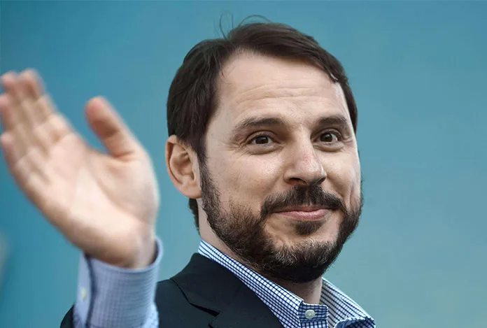 Berat Albayrak siyasete geri mi dönüyor?