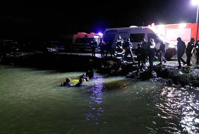 Denize uçan otomobilde can pazarı