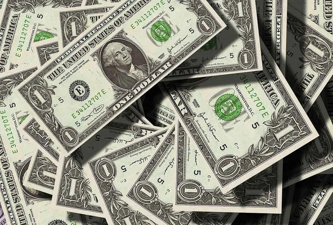 Piyasalarda FED tedirginliği: Dolar zirvesini yeniledi