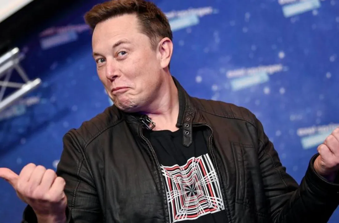 Elon Musk, önce Manchester United’ı satın alacağını açıkladı, sonra ‘şaka’ dedi