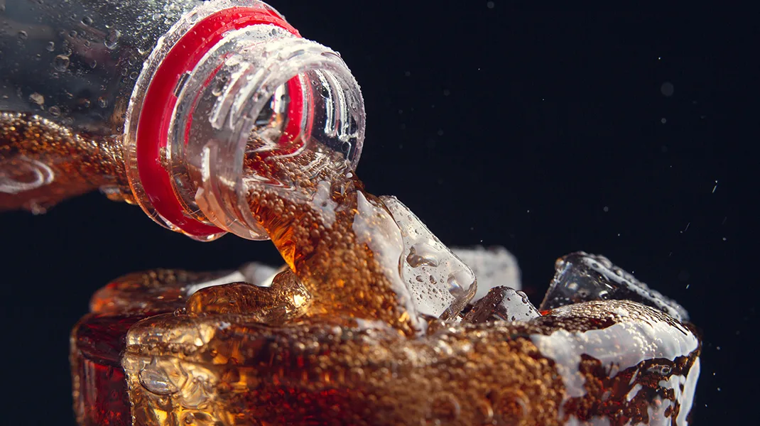2,5 litre kola 40 lira olacak