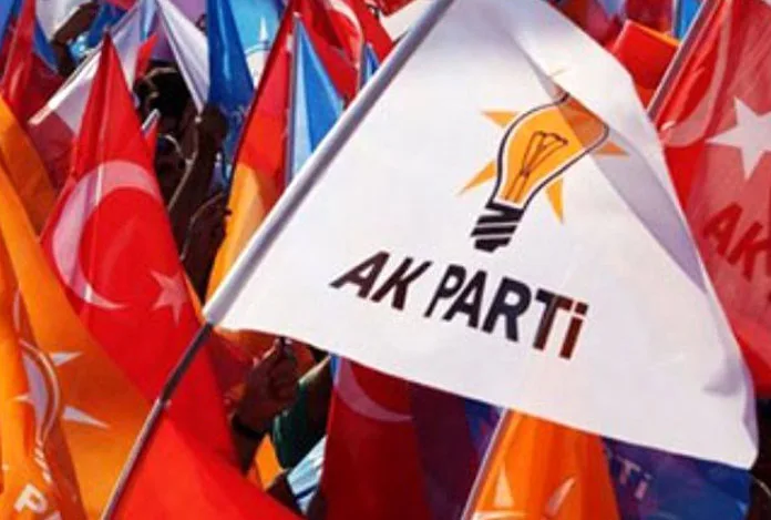 AK Parti’de bir milletvekilinden daha istifa sinyali
