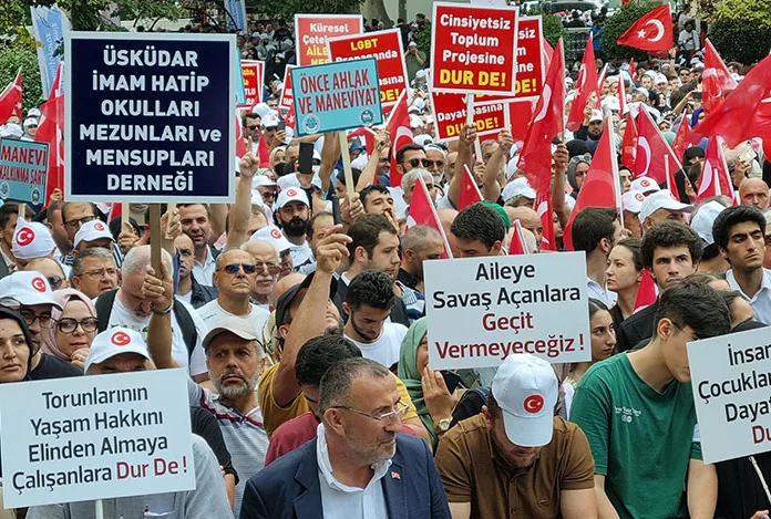 Aile Bakanı Derya Yanık: “LGBTİ karşıtı yürüyüş nefret söylemi”