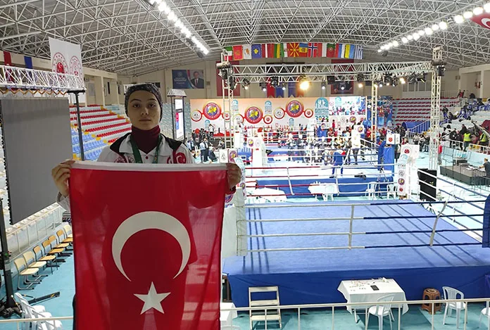 Samsunlu Zeynep Avrupa’nın zirvesinde