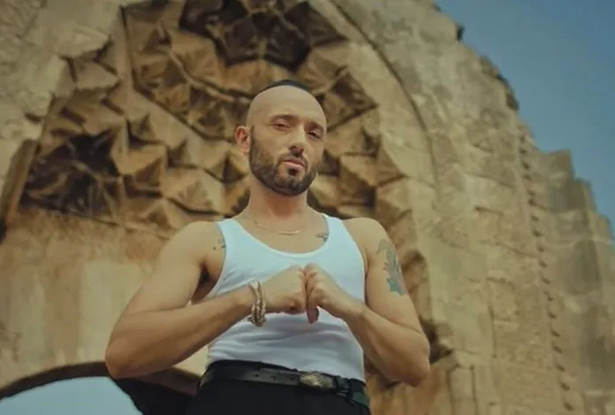 Mabel Matiz’e sansür uygulayan GQ Türkiye, tepkiler üzerine çark etti