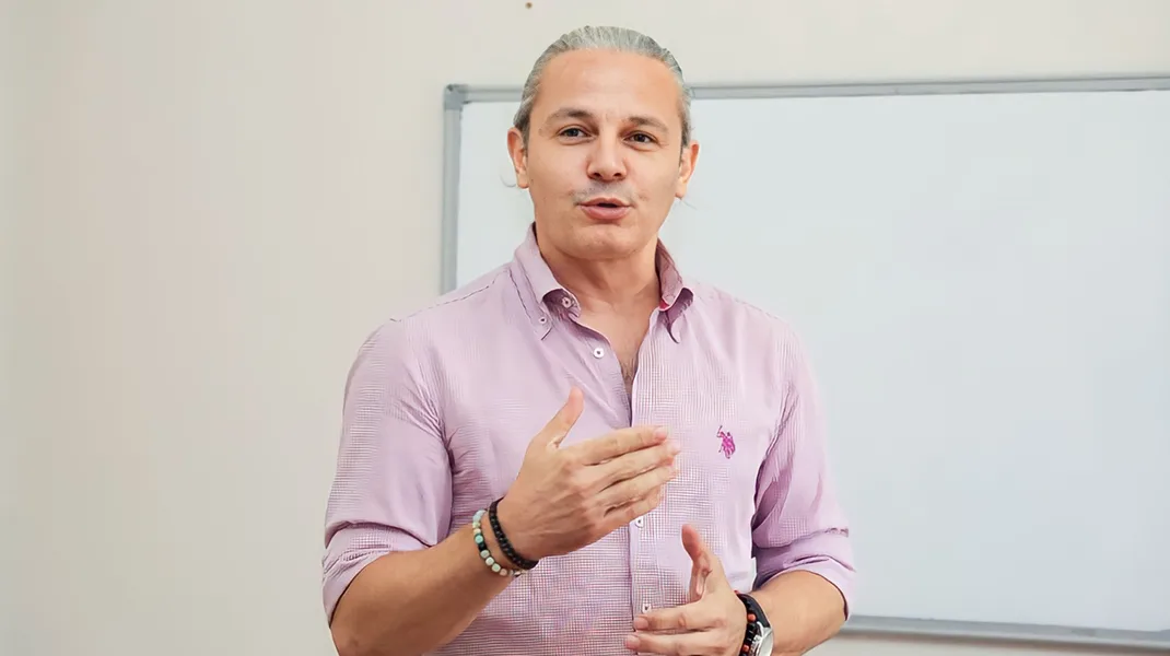 Futbolu bilim ve teknolojiyle birleştiren isim: Savaş Serdar