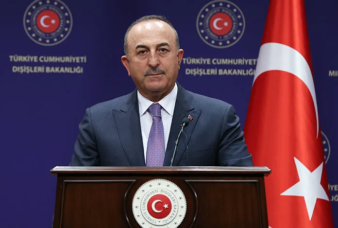 Mevlüt Çavuşoğlu’ndan vize açıklaması