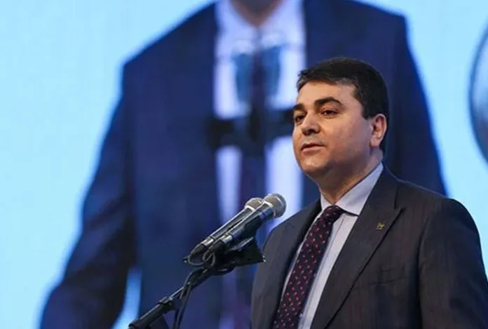 Afgan ev sahibi DP lideri Gültekin Uysal’ı evden çıkardı