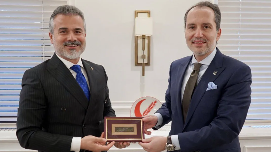 Suat Kılıç AK Parti’den istifa etti, Yeniden Refah Partisi’ne katıldı