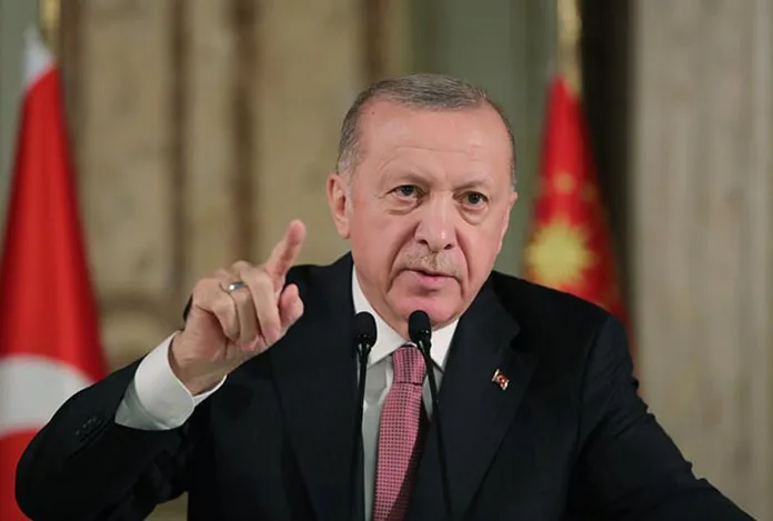 ABD ve Avrupa faiz artırırken Türkiye düşük faiz inadından vazgeçmiyor