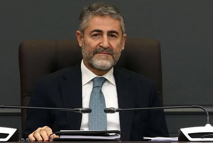 Nureddin Nebati: “TL’yi değerli hale getirirsek işsizlik olur, sanayi yavaşlar”
