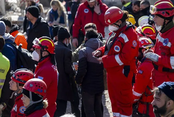 Deprem bölgesinde salgın hastalık riski artıyor