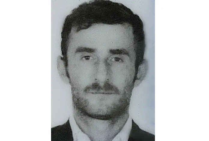 Yol kenarında ölü bulundu