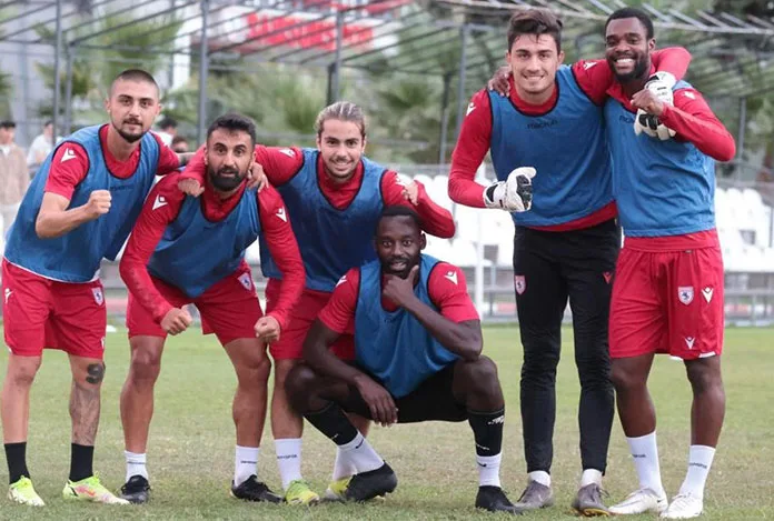 Samsunspor’da 5 futbolcu gönderildi
