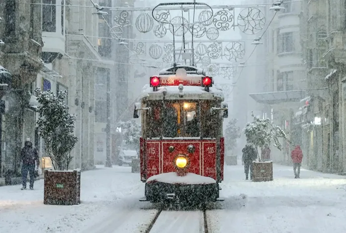 İstanbul ve Ankara’ya kar geliyor: O tarihlere dikkat!